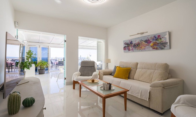 Playa de Mogan House | Apartment on Mogan Beach with Sea Views