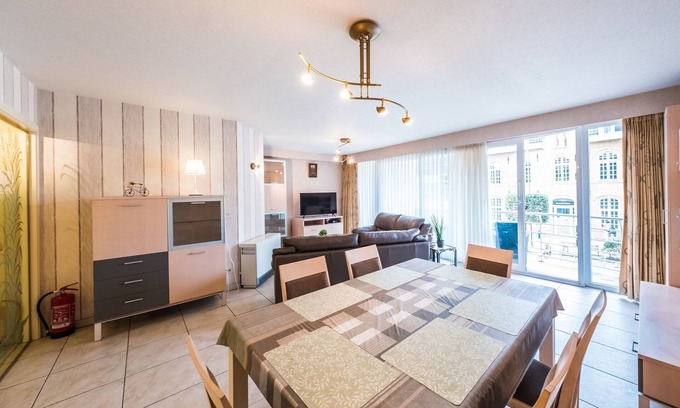 Middelkerke Apartment | Apartment on the first floor for family