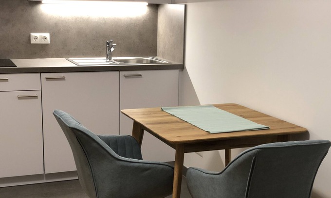 Erlangen Apartment | Apartment on the hill of Erlangen Castle