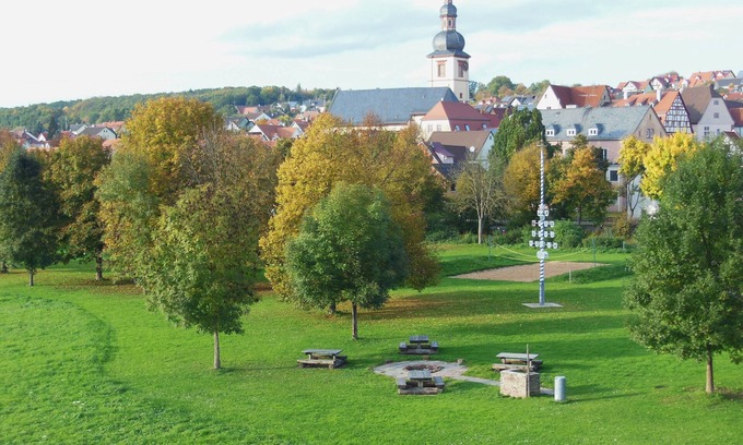 Lengfurt Apartment | Apartment on the Maintal Cycle Route