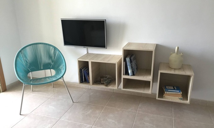 El Medano Apartment | Apartment + pool. 1 minute beach. El Médano