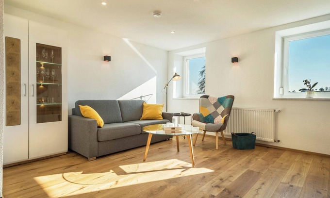 Neukirch Apartment | Apartment 'Pusteblume' with Mountain View, Terrace & Wi-Fi