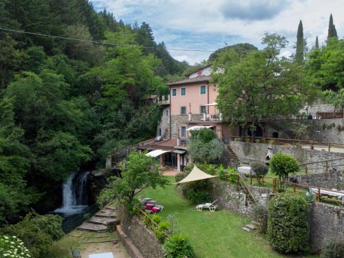 Loro Ciuffenna Apartment | Apartment Rosa by Interhome