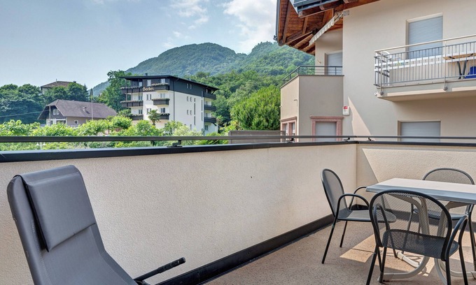 Sankt Josef Am See Apartment | Apartment 'Seaberhof 7' with Lake View, Shared Pool and Wi-Fi