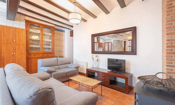 Chulilla House | Apartment 'Sereno' with Mountain View and Wi-Fi