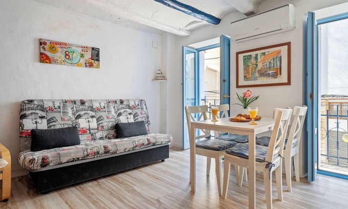 Costa Dorada Apartment | Apartment 'Sf5' with Balcony, Wi-Fi and Air Conditioning