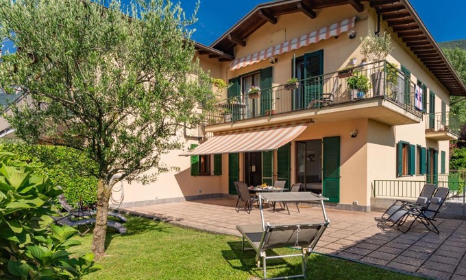 Porlezza Apartment | Apartment Stazione by Interhome