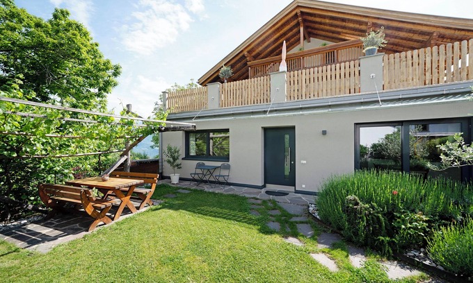 Vollan Apartment | Apartment 'Stettnerhof Mayenburg' with Mountain View, Terrace & Wi-Fi