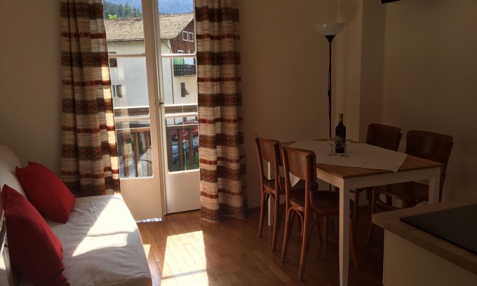 Malosco Apartment | Apartment STUBE 6 Casa Patrizia Rooms & Apartments