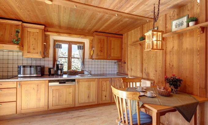 Kreuzfeld Apartment | Apartment Teisenberg for 2 persons with balcony, 45 sqm, n.k.