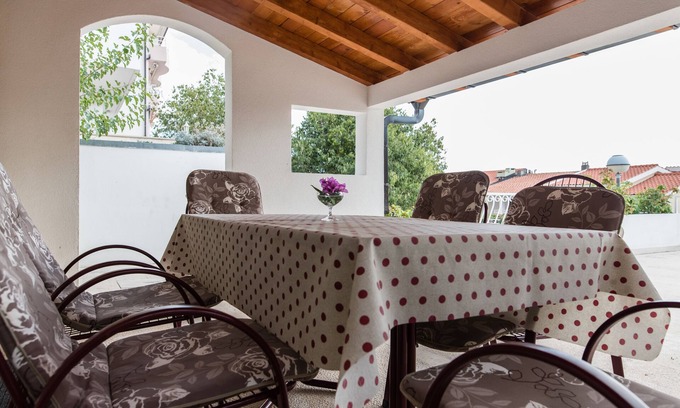 Promajna Apartment | Apartment Tonci EG (2 + 2) with sea view and large terrace
