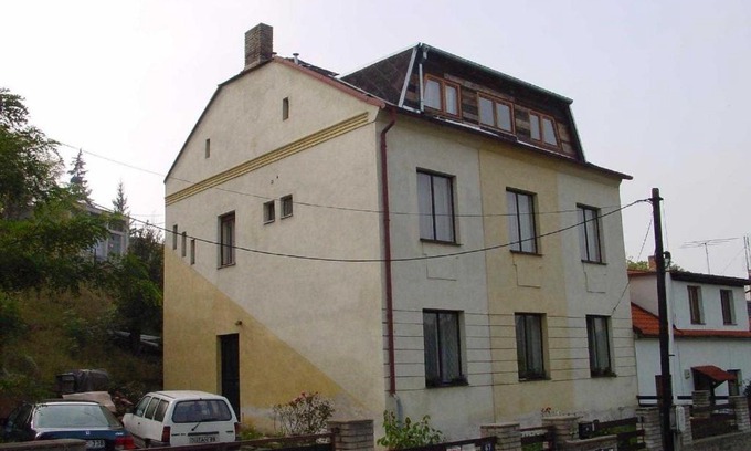 Prague 8 House | Apartment Trojska