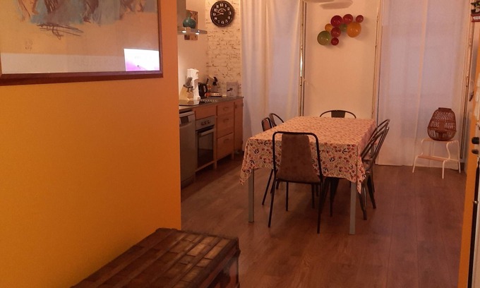 Le Camas Apartment | Apartment very well located near downtown & Vieux Port, the Panier district
