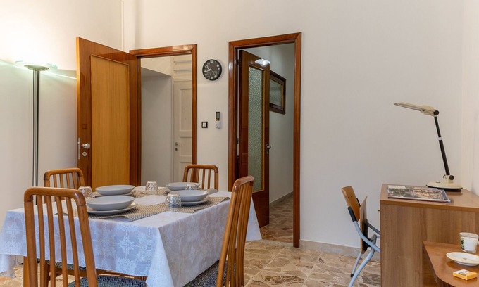 Chiaramonte Gulfi Apartment | Apartment 'Vito 80' with Mountain View and Balcony