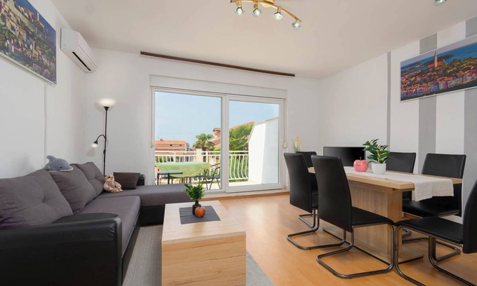 Gulici Apartment | Apartment with Balcony - 55m2 - 1 KM to the Sea and Tourist center