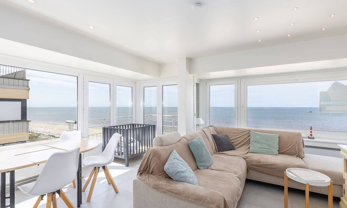 Westende Apartment | Apartment with frontal sea view