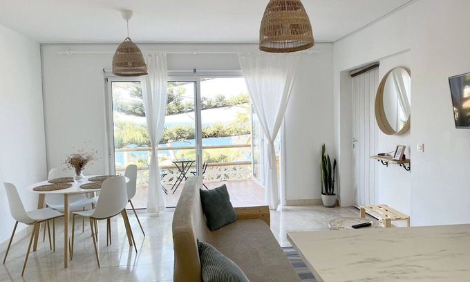 Bajamar Apartment | Apartment with ocean and sunset view terrace