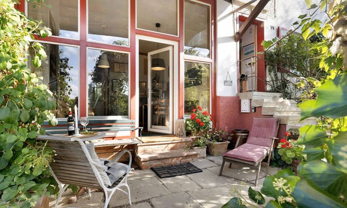 Gemarkung Weilstetten Apartment | Apartment 'Zur Alten Scheune' with Shared Garden and Wi-Fi