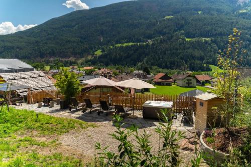 Colli In Pusteria Apartment | Apartments, Guest House & historic Chalet Neuhaus