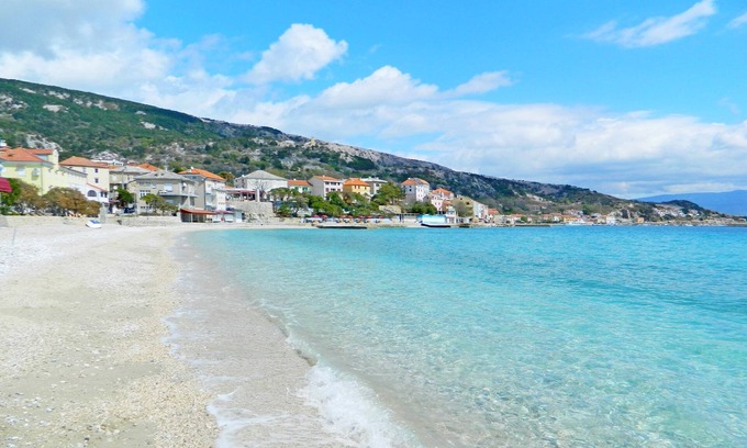 Batomalj Apartment | Apartments Mladen (63011-A2) - Baska - island Krk