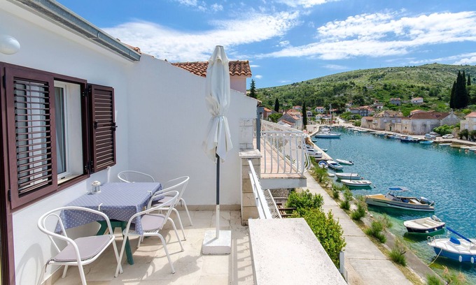 Bobovisca Apartment | Apartments Seaside (81311-A4) - Bobovisce