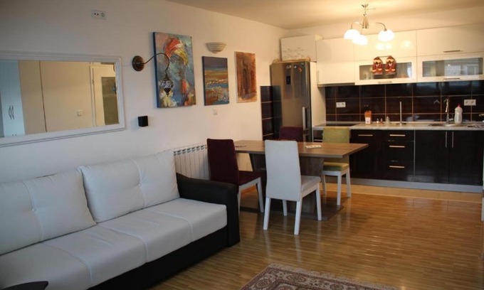 Old Town Apartment | Apartments Town Center