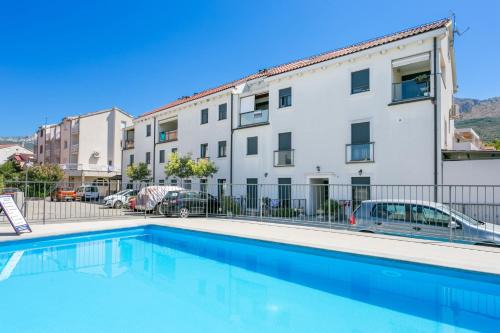 Strozanac Apartment | Apartments with a swimming pool Podstrana, Split - 22897