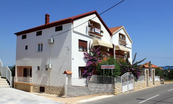 Kukljica Apartment | Apartments with parking space Kukljica, Ugljan - 8237