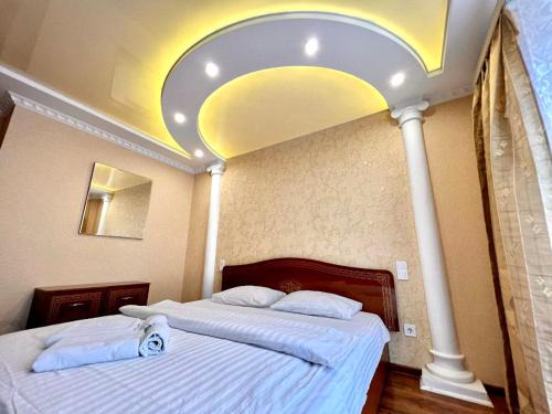 Sukhinovka Apartment | ApartPoltava ДВОКІМНАТНІ апартаменти, до 6 спальних місць, кутова ванна, КОРПУСНИЙ ПАРК, документи для відрядження