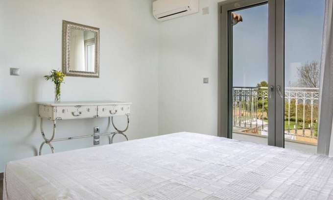 Svoronata Villa | APHRODITE LUXURY VILLA