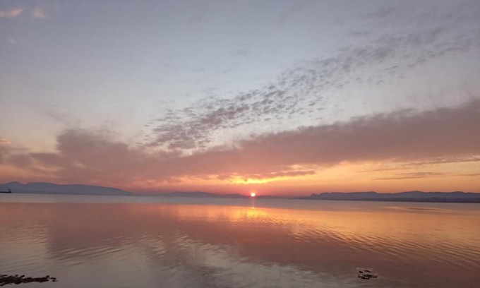 Chalcis Apartment | Apollon and Artemis