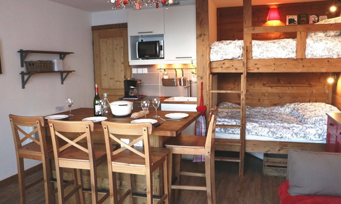 Le Corbier Apartment | App. 4 pers. Charming. View slopes. Ski-to-door departure. Holiday vouchers OK