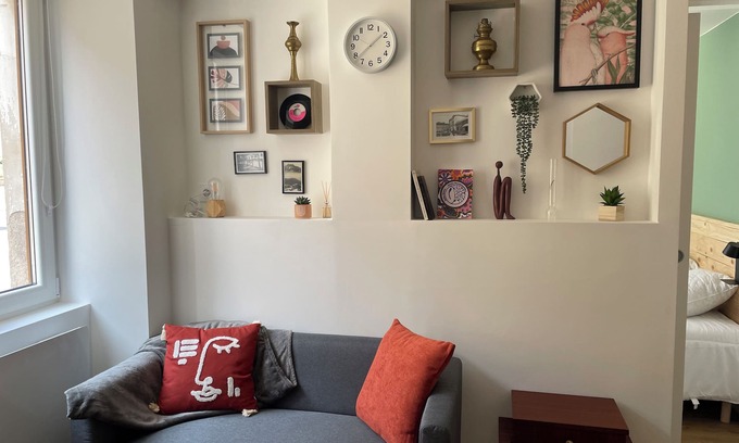 Solaize Apartment | Apparently T2 equipped