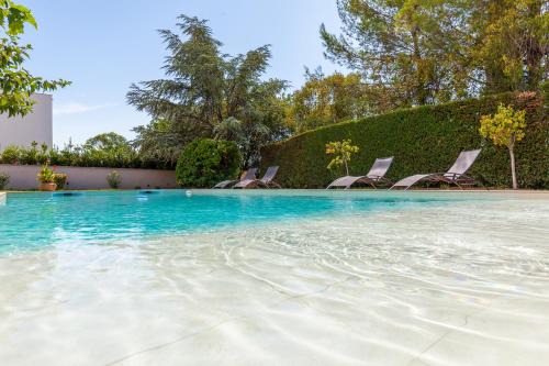 Les Camoins Apartment | Appart Cocon avec piscine et jardin