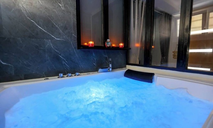 Cognac Apartment | Appart' Cocooning & Balnéo double - Cognac Centre