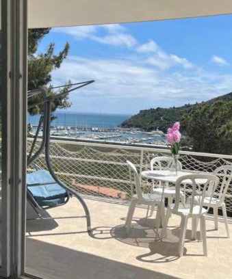 Porto Ercole House | Appartamento in Villa Matilde1 sul Poggio Pertuso - Spiaggia Feniglia - Cala Galera - Porto Ercole