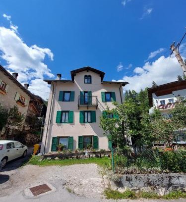 Rocca Pietore Apartment | Appartamento Vecchia Osteria