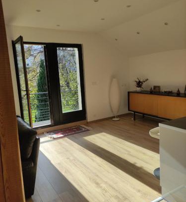 Saint-Georges-de-Commiers Apartment | Appartement au calme, dans résidence sécurisée avec place de stationnement