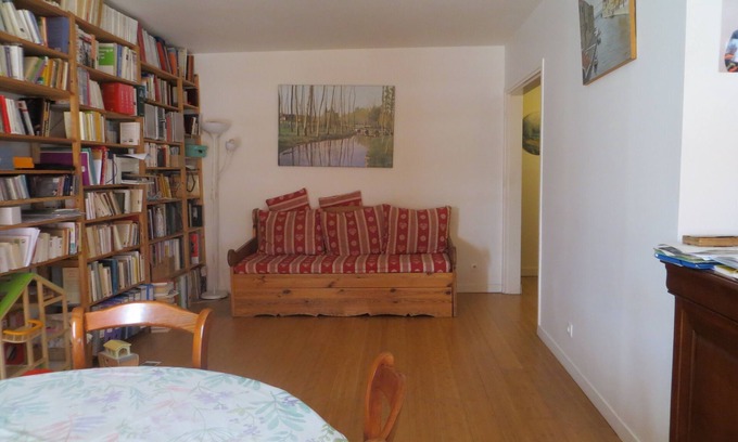 Adamville Apartment | Appartement Lumineux à 5 min du RER A Le Parc. Idéal Pour les Jeux Olympiques!