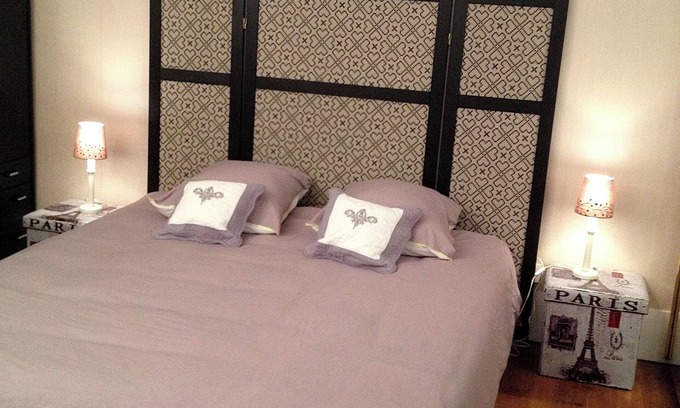 Republique–Point-du-Jour Apartment | Appartement Typiquement Parisien