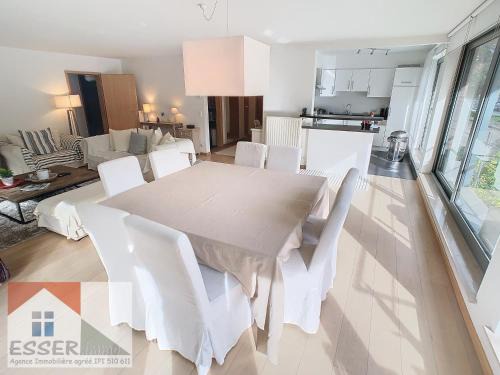 Vossegat-Roosendaal Apartment | Appartement 120m2 plus terrasse