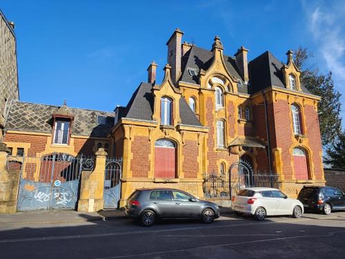 Sedan Apartment | Appartement atypique - 2 chambres - rue calme dans centre ville