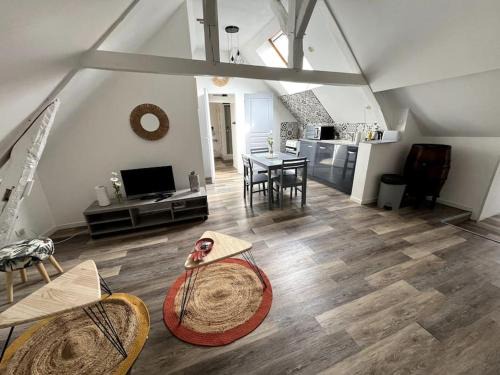 Gien Apartment | Appartement avec cour