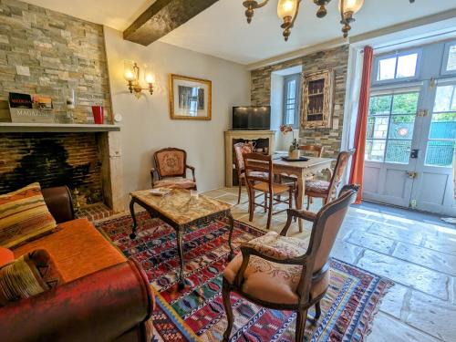 Le Blanc Apartment | Appartement cosy au cœur de Le Blanc, proche château - FR-1-591-758