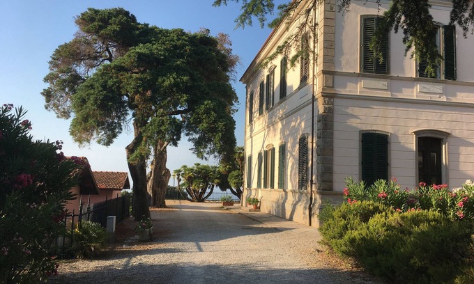 Marciana Apartment | Appartement Dans Propriété Historique, Avec un Parc Avec Piscine