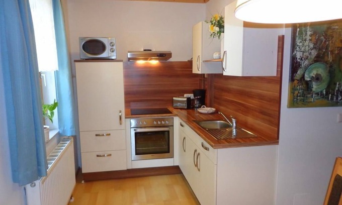 Schoeder Apartment | Appartement/fewo, Dusche Oder Bad, WC, 1 Schlafrau - Wedam Ronald - "apartment zum Wasserfall"