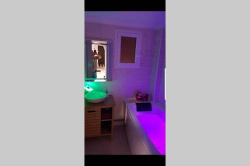 Hotel-de-Ville Apartment | Appartement front Vieux Port tout option jacuzzi