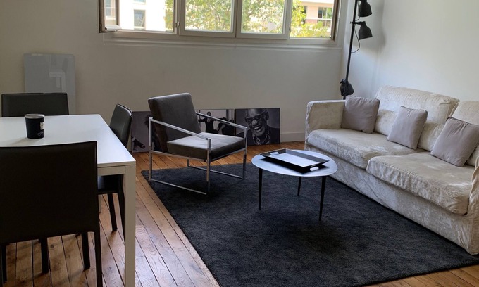 7th Arrondissement Apartment | Appartement indépendant Tour Eiffel/Invalides