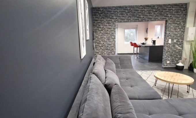 Hombourg-Haut Apartment | Appartement Meublé Rénové et Neuf