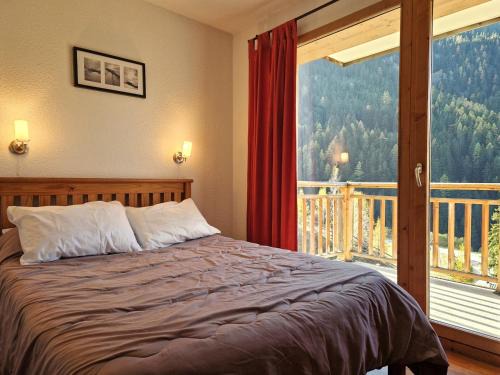 Valfrejus Apartment | Appartement Modane 4 pièces, idéal ski, 6-8 pers, 65m², proche télécabine et commerces - FR-1-265-66
